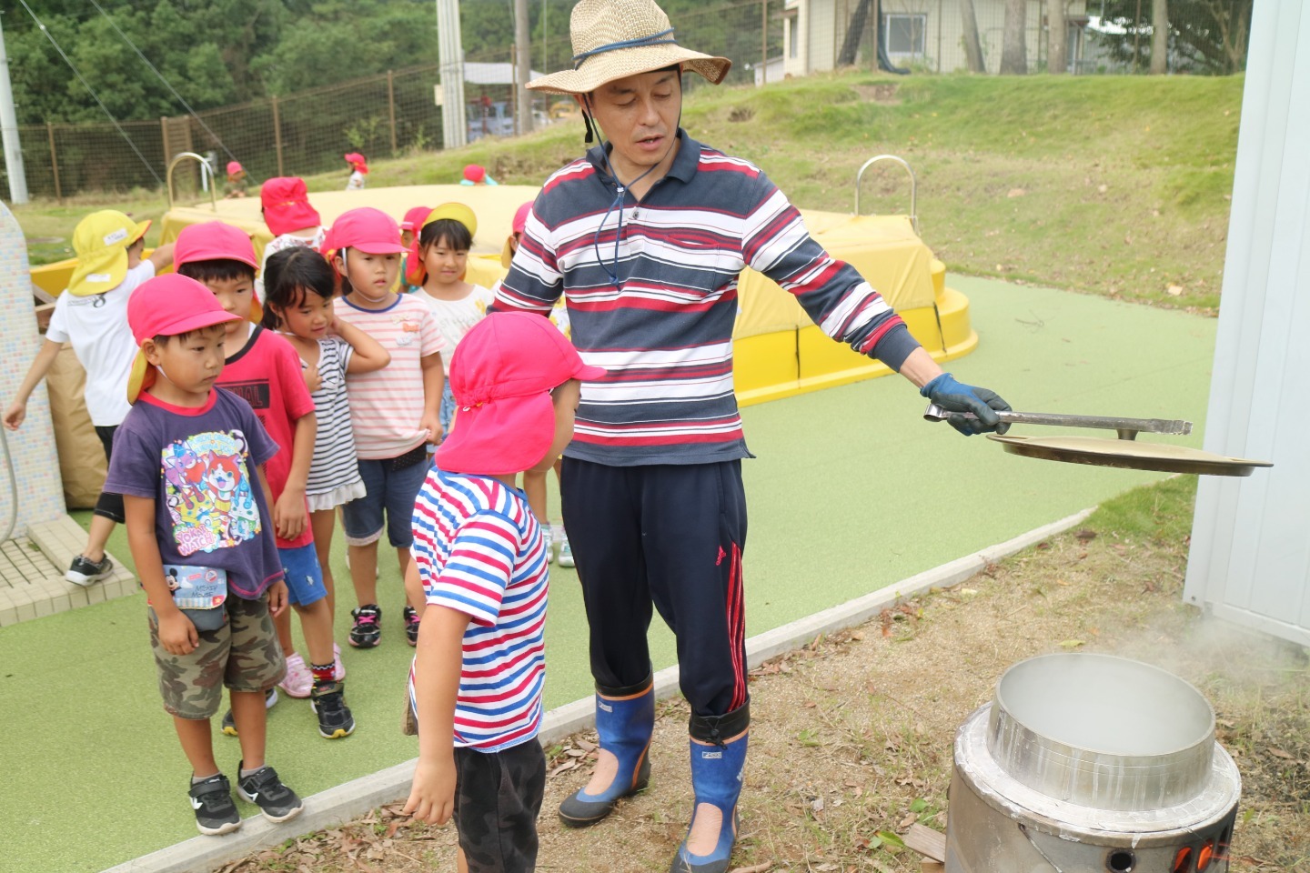 園長　税田陽輔