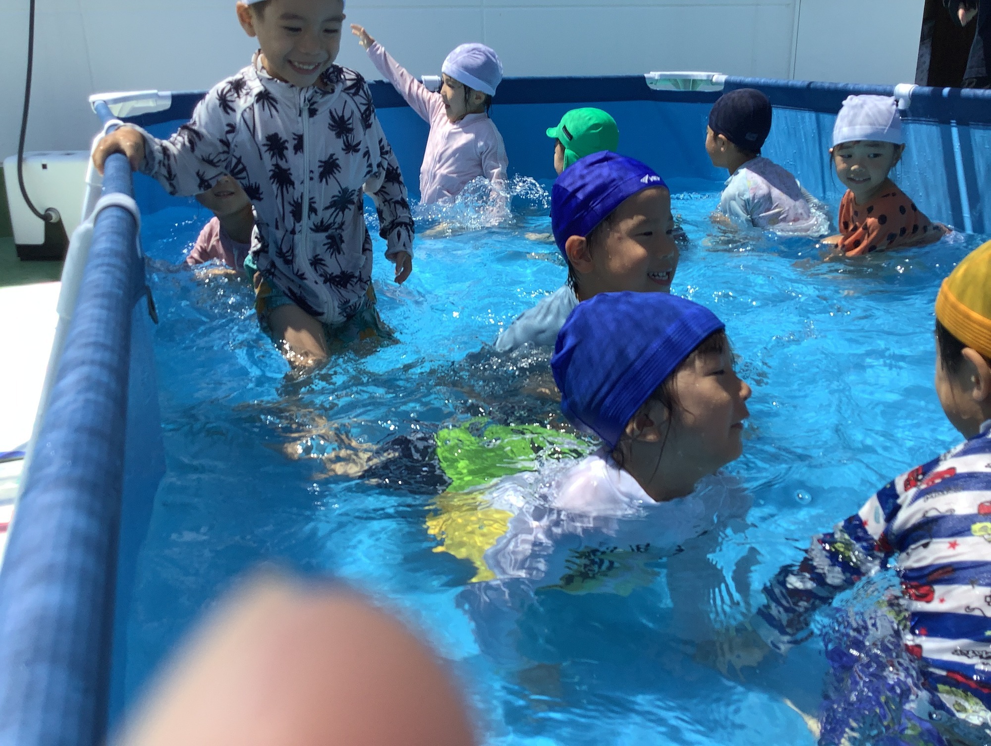 プールあそび